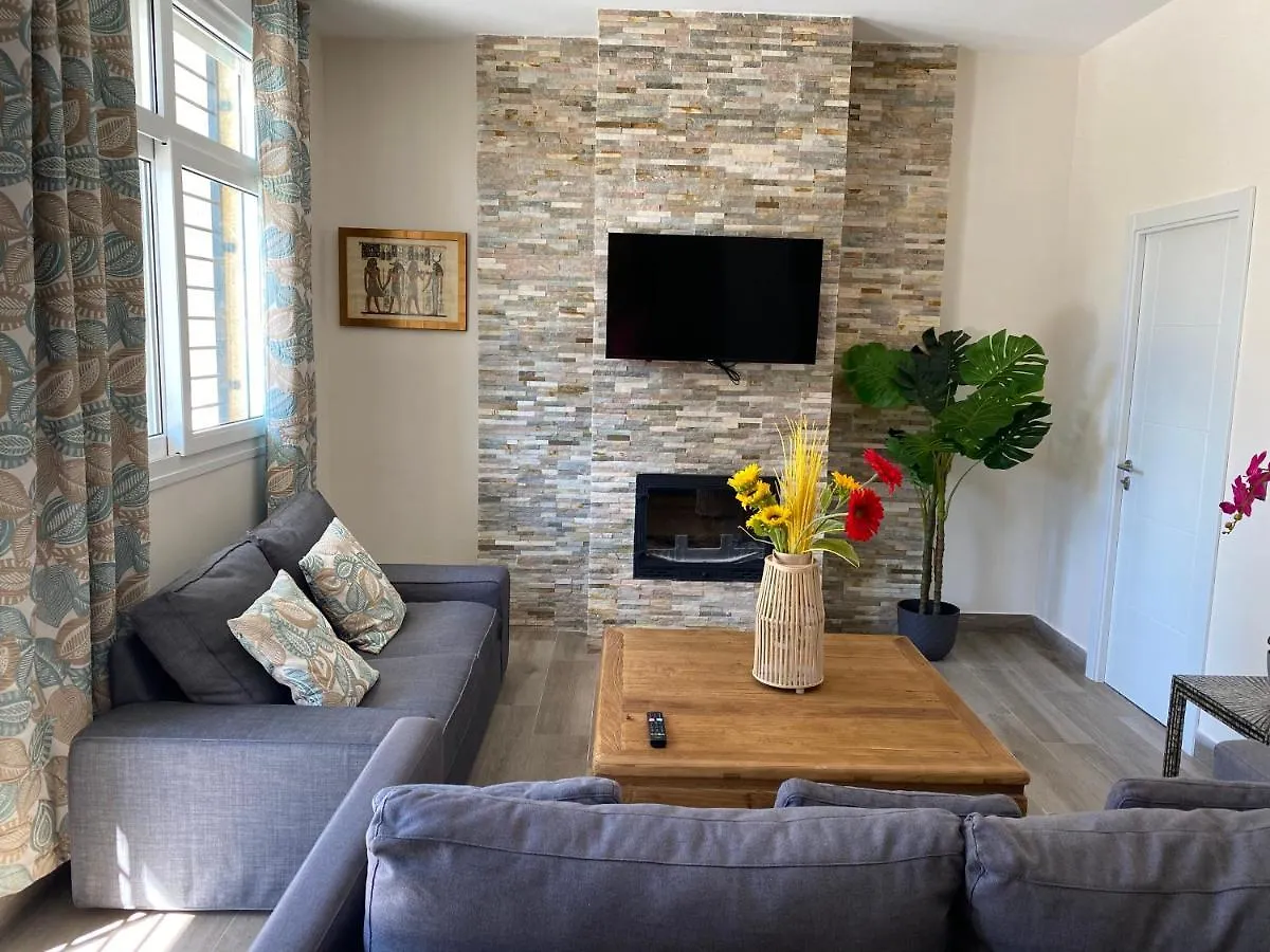 Duplex De Lujo En La Playa , Jacuzzy, Piscina, Chimenea Y Padel Apartment Benalmadena Spain
