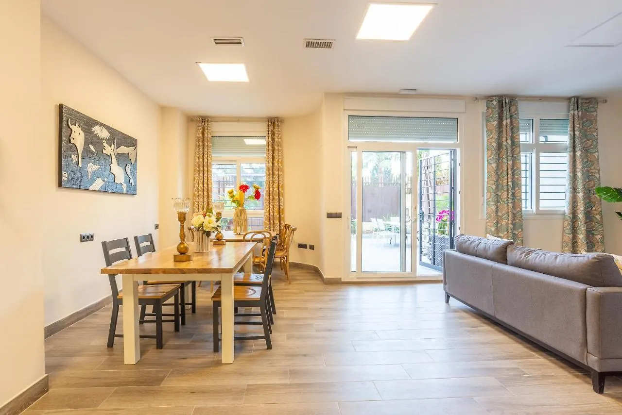 Duplex De Lujo En La Playa , Jacuzzy, Piscina, Chimenea Y Padel Apartment Benalmadena